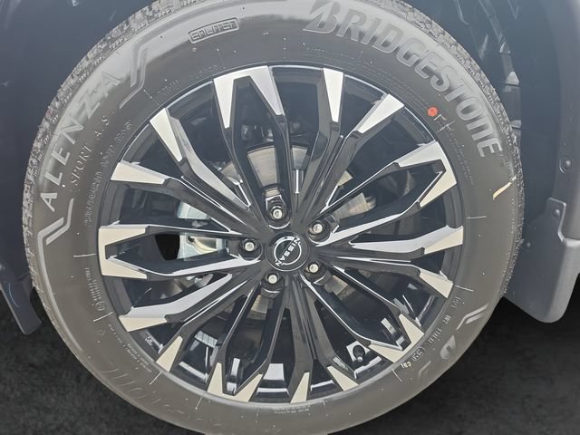 New 2026 Nissan Rogue Dark Armor AWD/4WD image 9