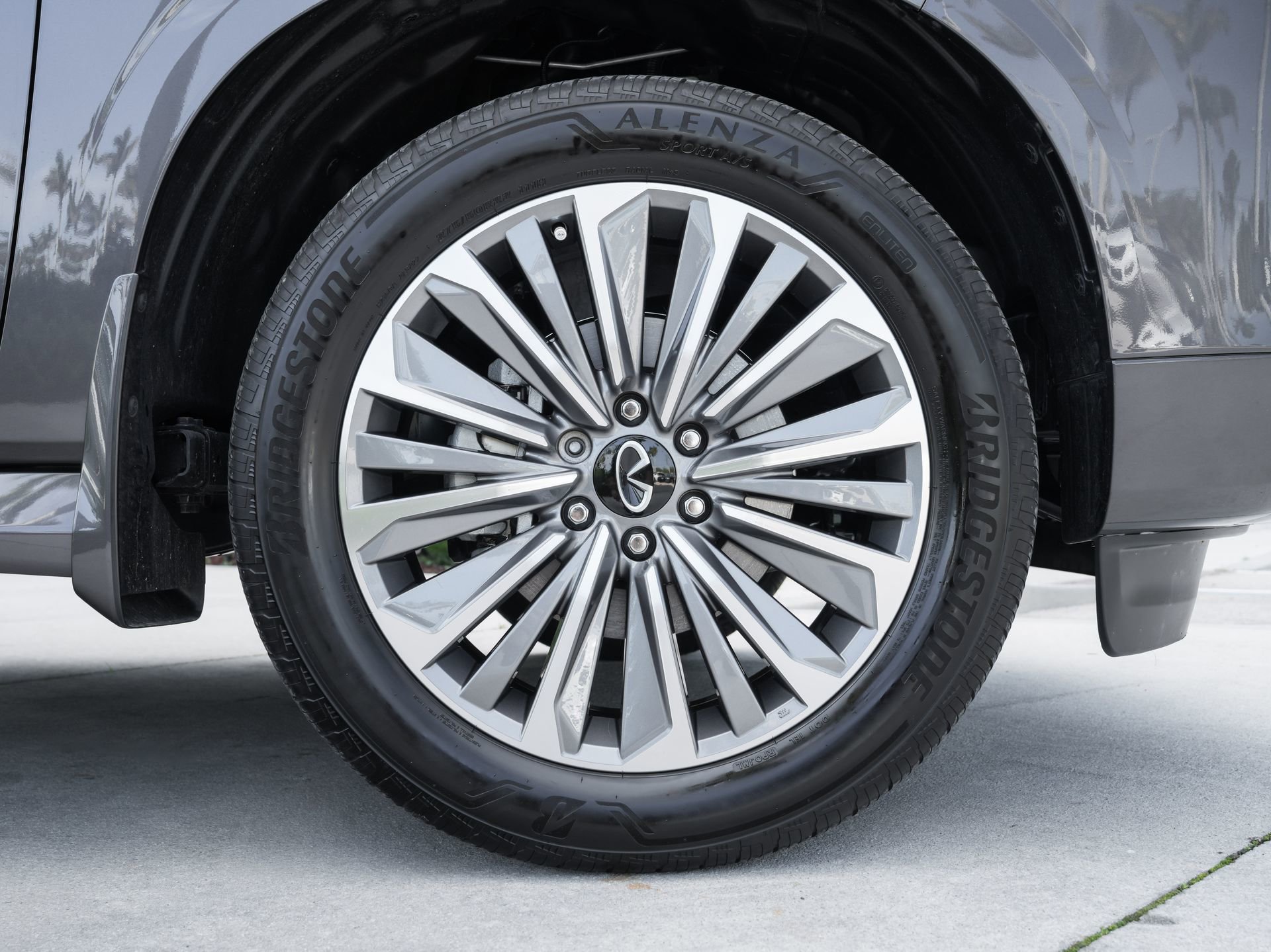 Certified 2026 INFINITI QX80 Luxe w/ Cargo Package AWD/4WD image 26
