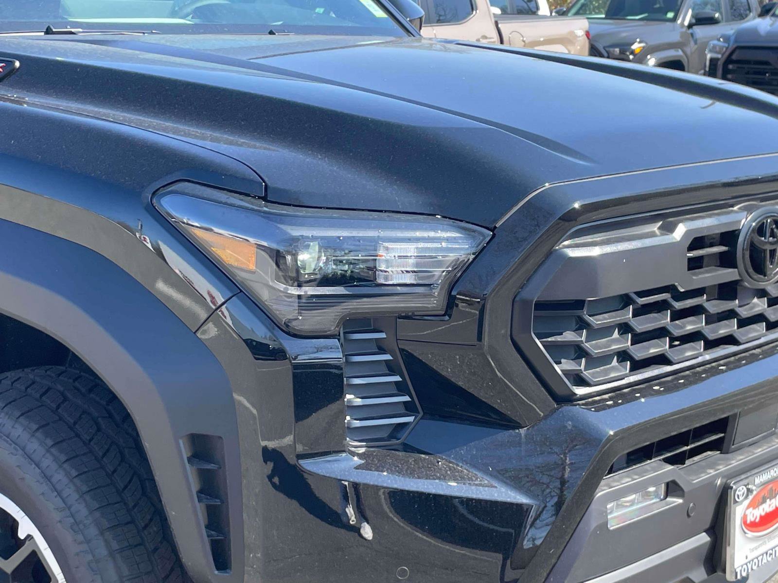 New 2026 Toyota Tacoma SR w/ SR Upgrade Package AWD/4WD image 9