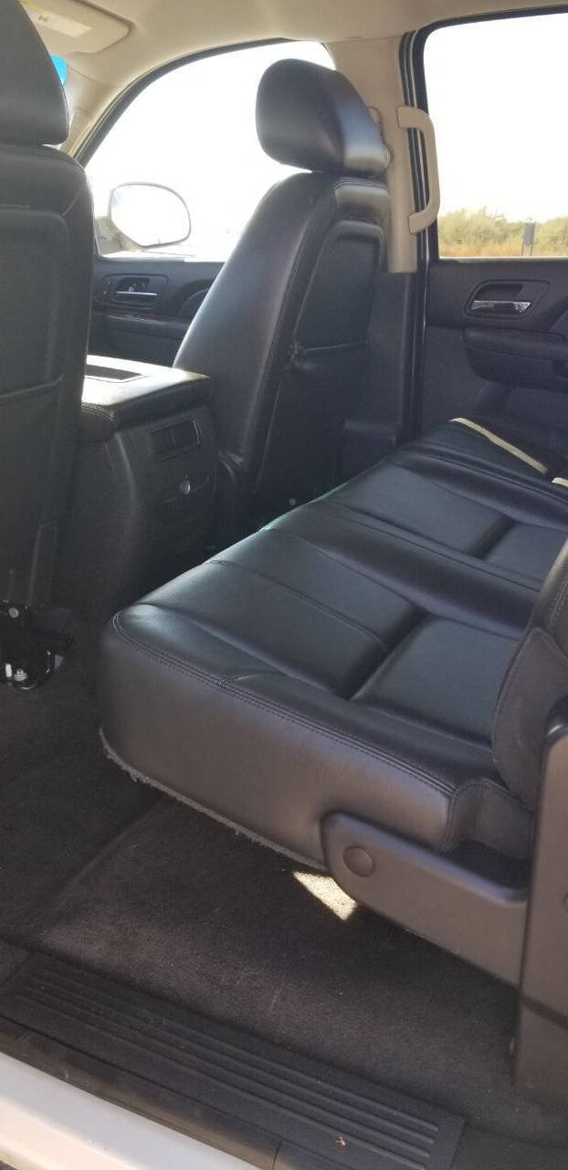 Used 2011 Chevrolet Silverado 1500 LTZ w/ LTZ White Diamond Edition image 9