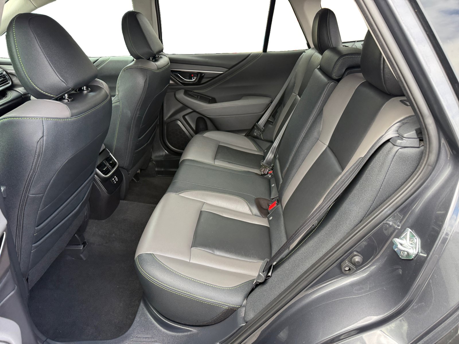 Certified 2023 Subaru Outback Onyx Edition AWD/4WD image 16