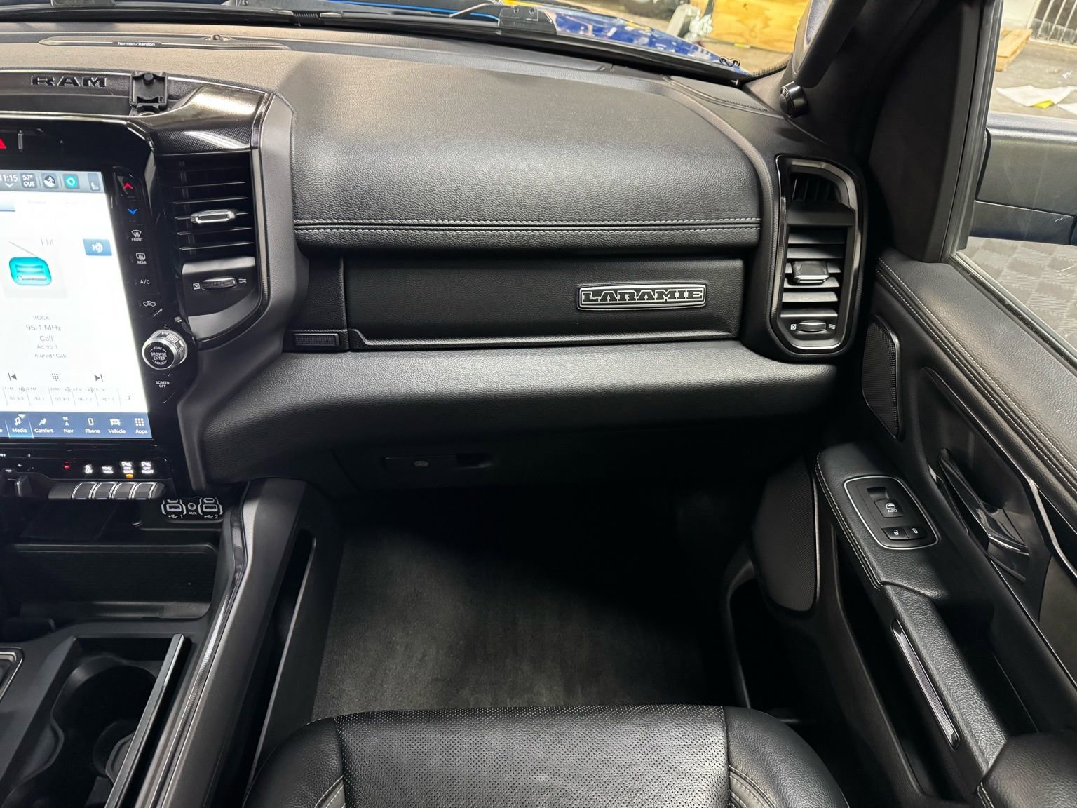 Used 2022 RAM 1500 Laramie w/ G/T Package image 20