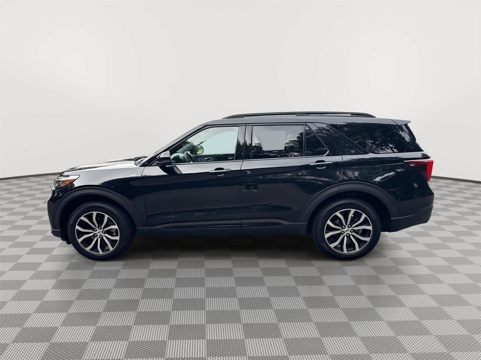 Used 2026 Ford Explorer ST-Line AWD/4WD image 9