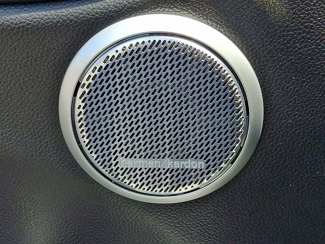 Used 2017 Alfa Romeo Giulia Quadrifoglio RWD image 27