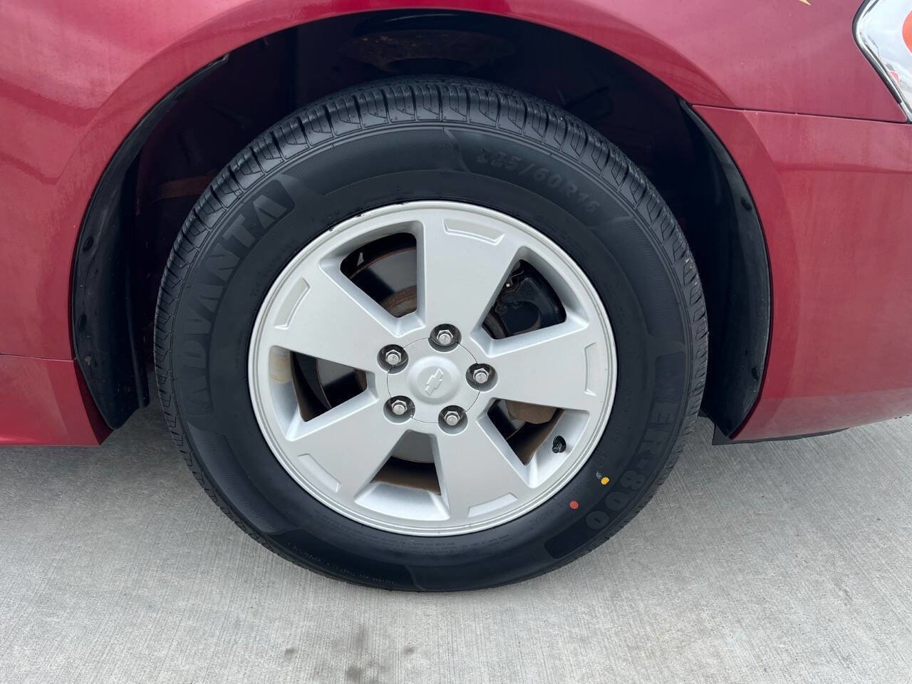 Used 2009 Chevrolet Impala LT FWD image 21