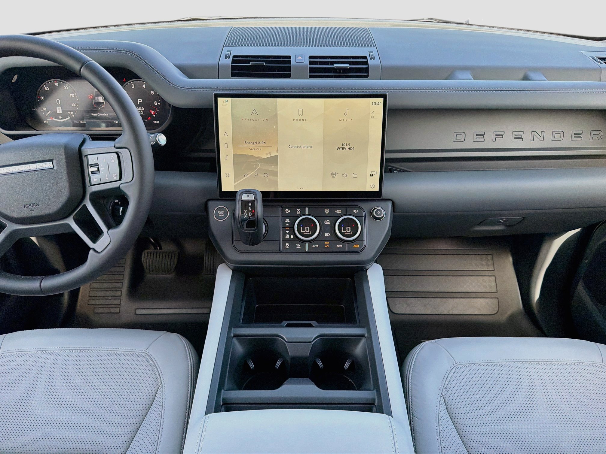 New 2026 Land Rover Defender 110 X-Dynamic SE AWD/4WD image 19