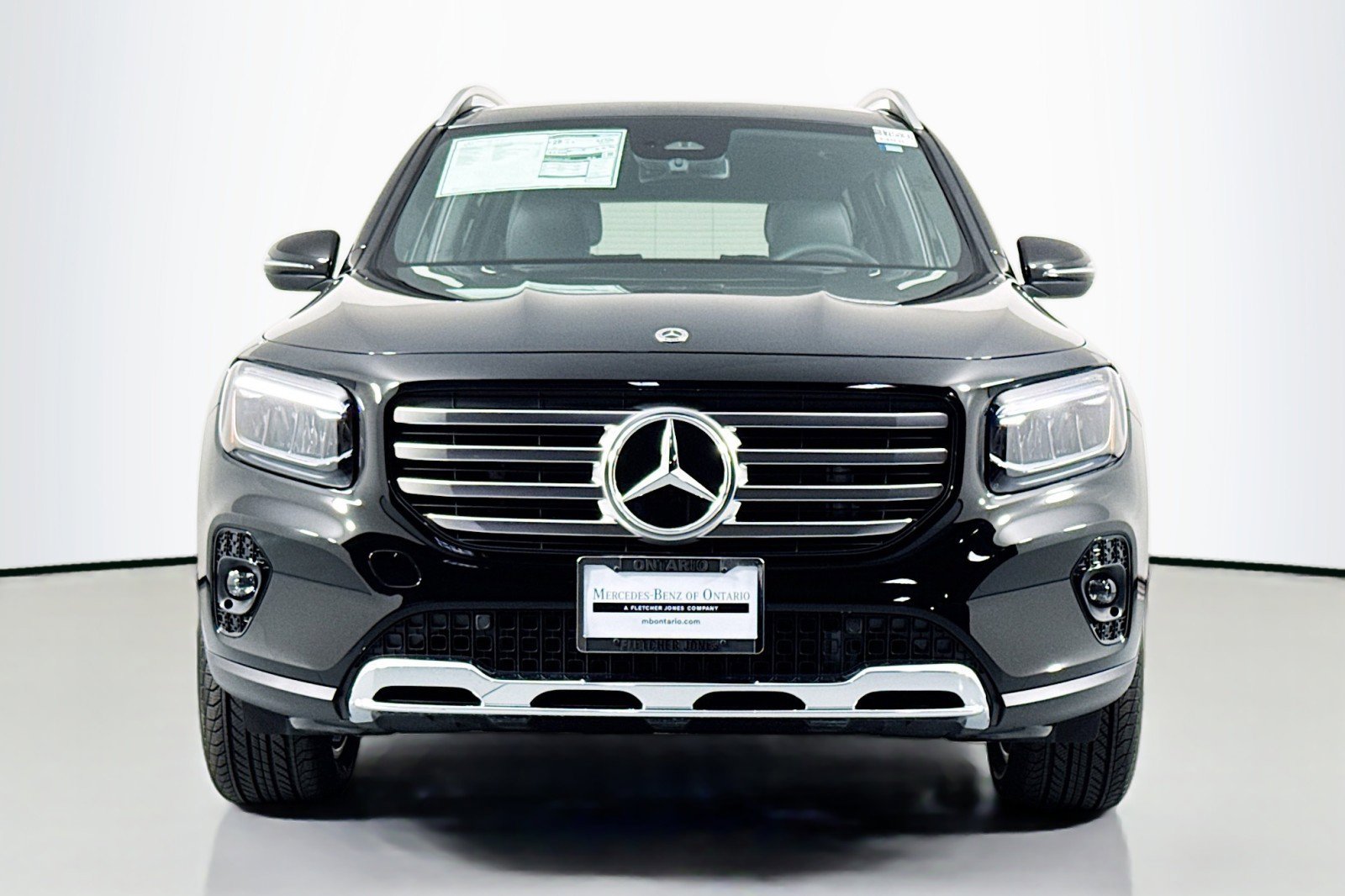 New 2026 Mercedes-Benz GLB 250 image 2