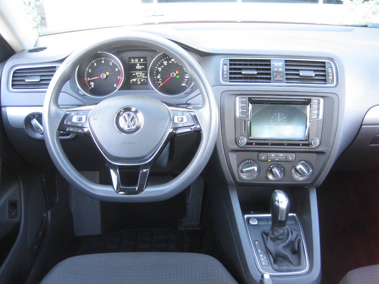 Used 2016 Volkswagen Jetta SE FWD image 28