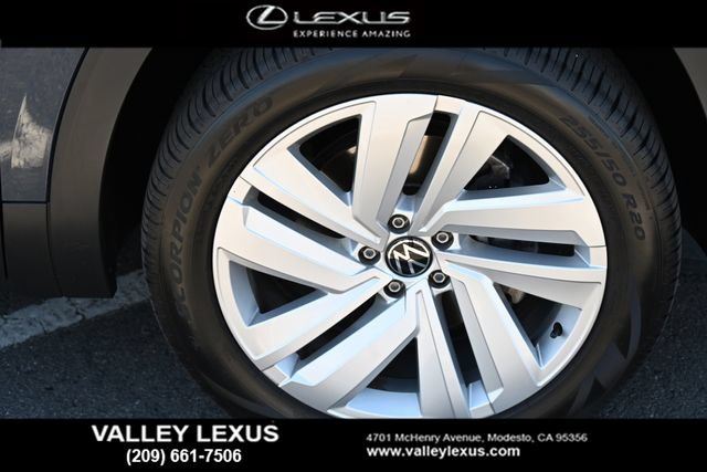 Used 2020 Volkswagen Atlas Cross Sport SE AWD/4WD image 21