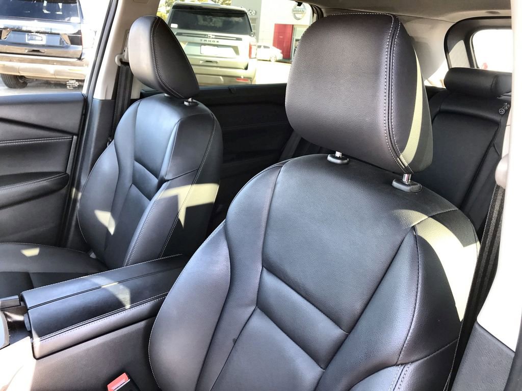 Certified 2025 Nissan Rogue SL w/ Tech Package image 11