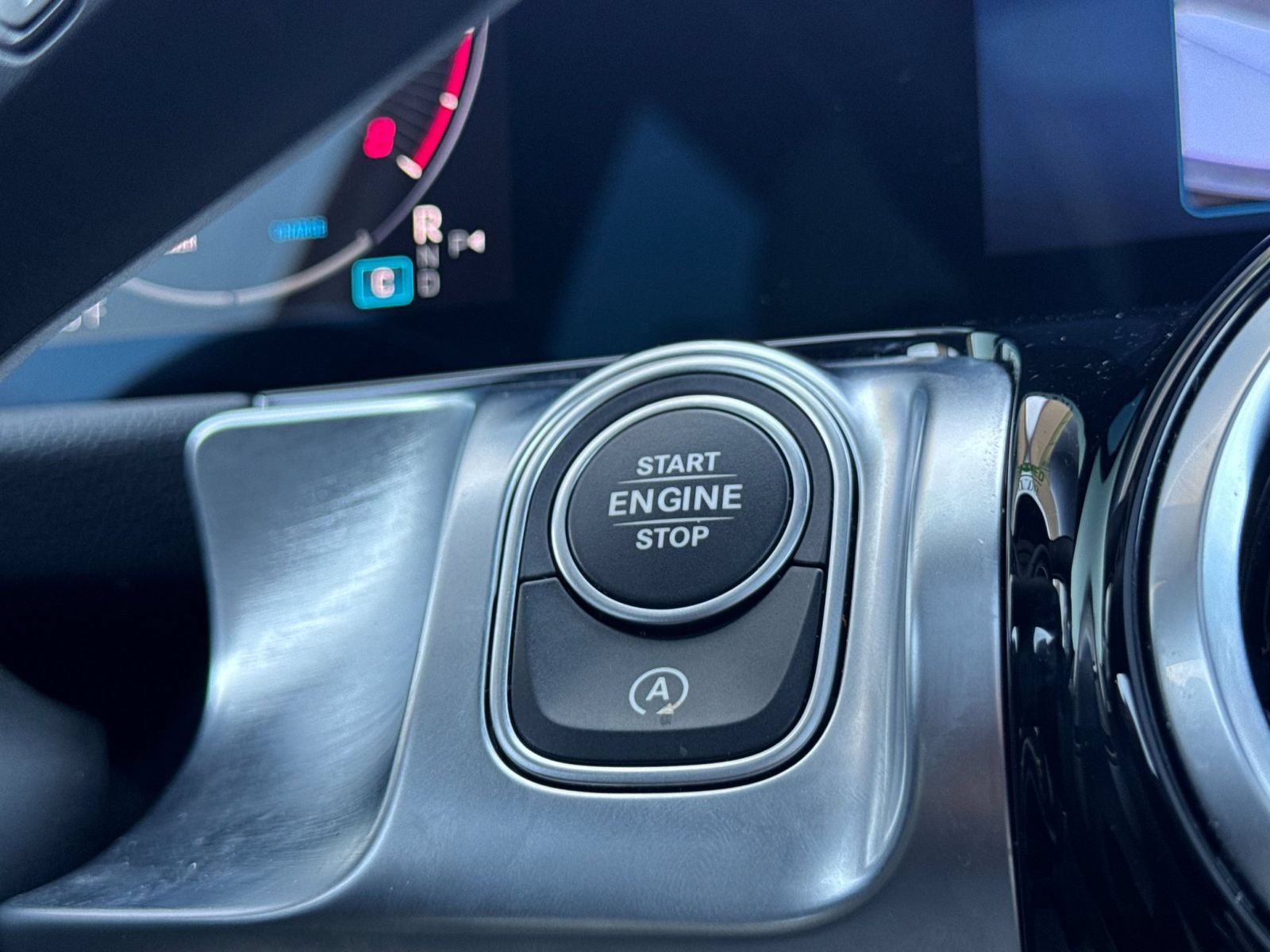 Used 2026 Mercedes-Benz GLB 250 image 24