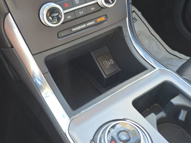 Used 2021 Ford Edge Titanium image 22