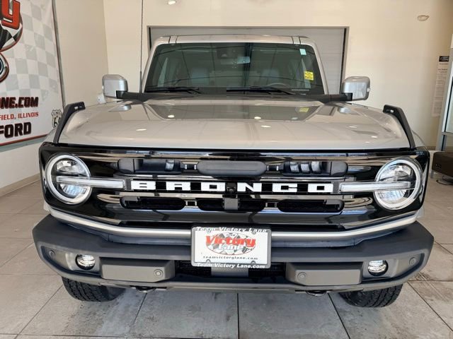 Used 2022 Ford Bronco Outer Banks image 2