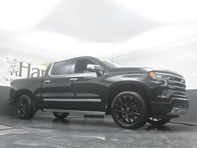 Used 2023 Chevrolet Silverado 1500 High Country w/ High Country Premium Package image 2