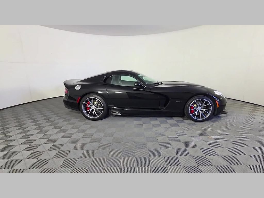 Used 2014 SRT Viper GTS w/ GTS Laguna Interior Package RWD image 36
