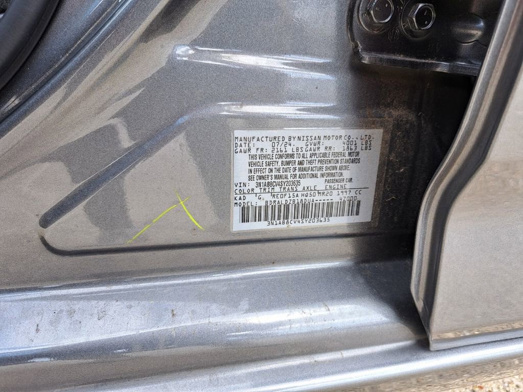 Used 2025 Nissan Sentra SV image 25