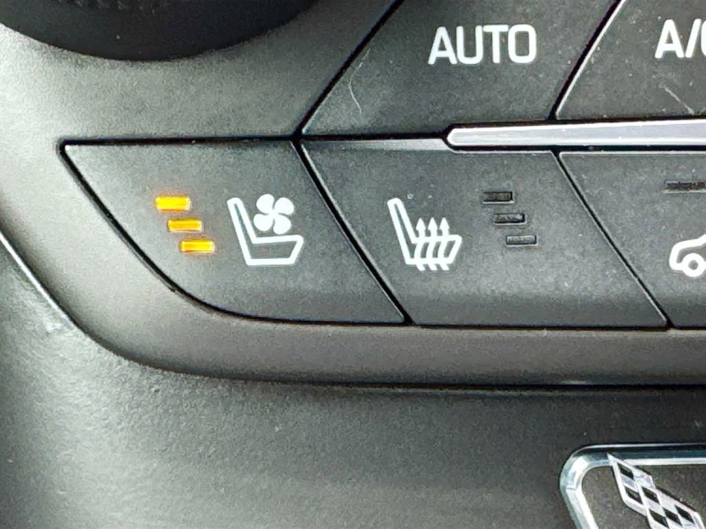 Used 2015 Chevrolet Corvette Stingray Coupe w/ 3LT Preferred Equipment Group image 25