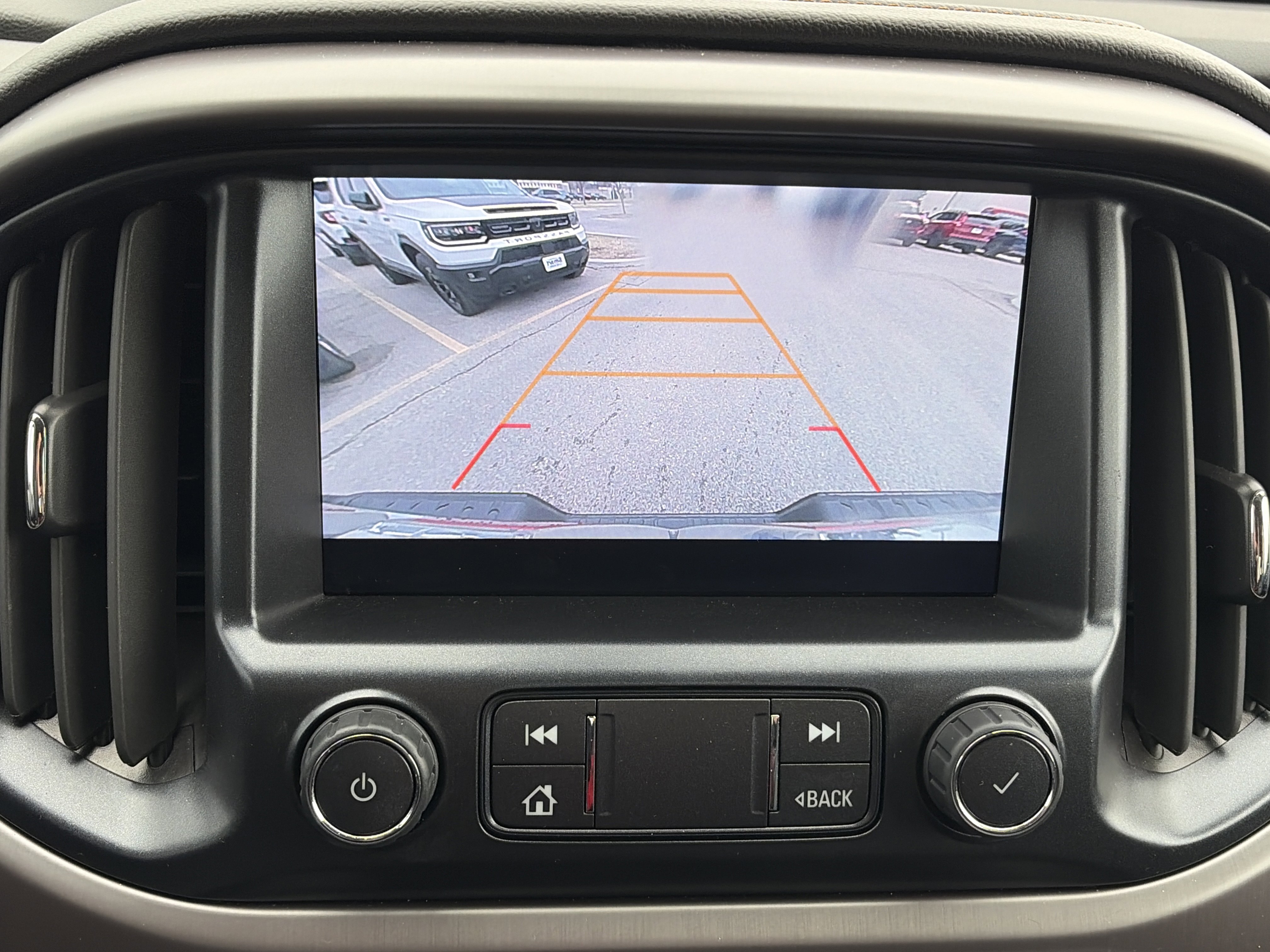 Used 2022 GMC Canyon AT4 w/ Trailering Package image 28