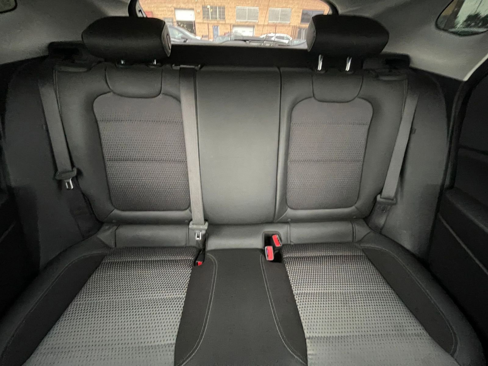 Used 2025 Chevrolet Trax LT image 37