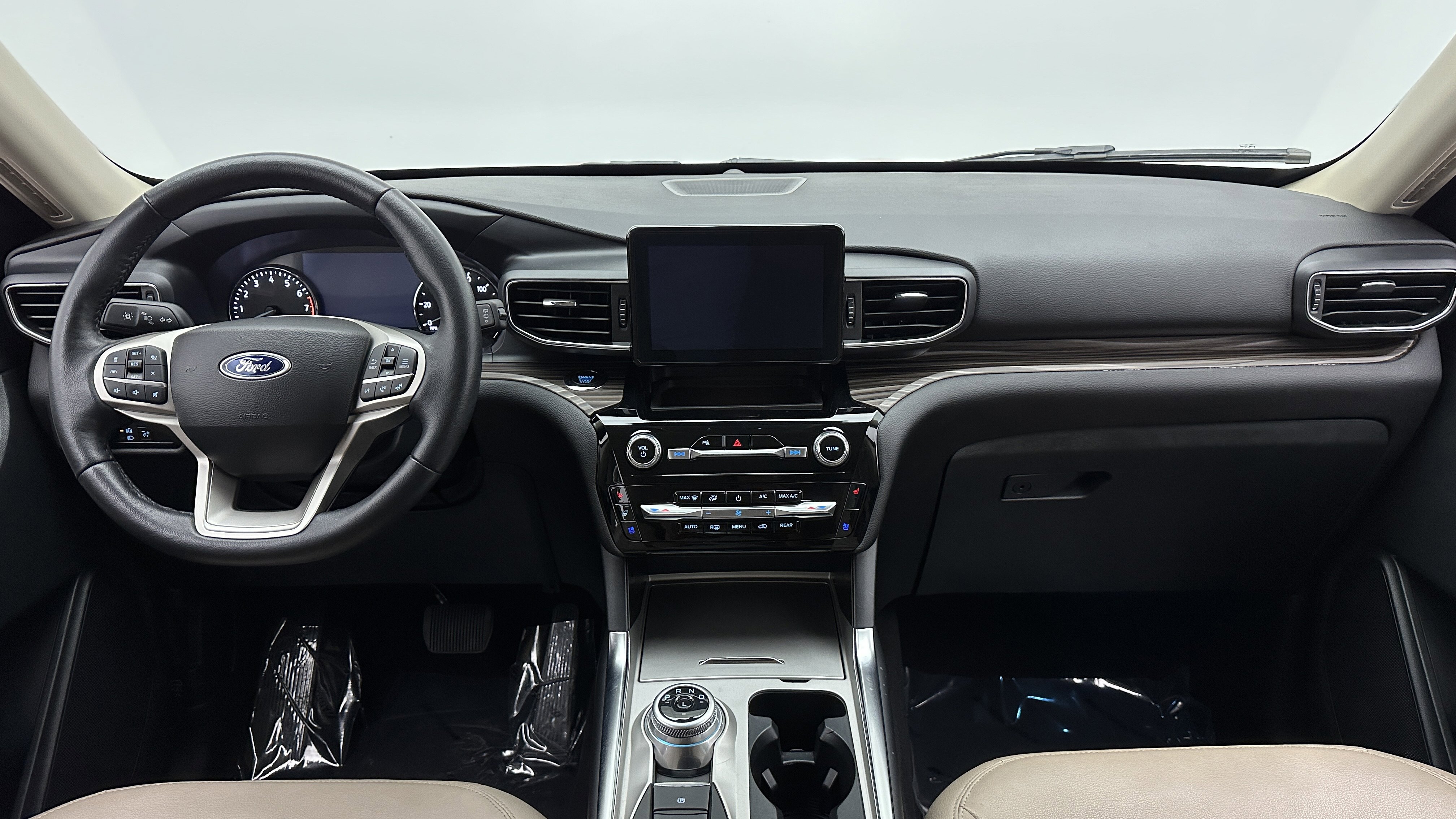 Used 2023 Ford Explorer Limited image 21