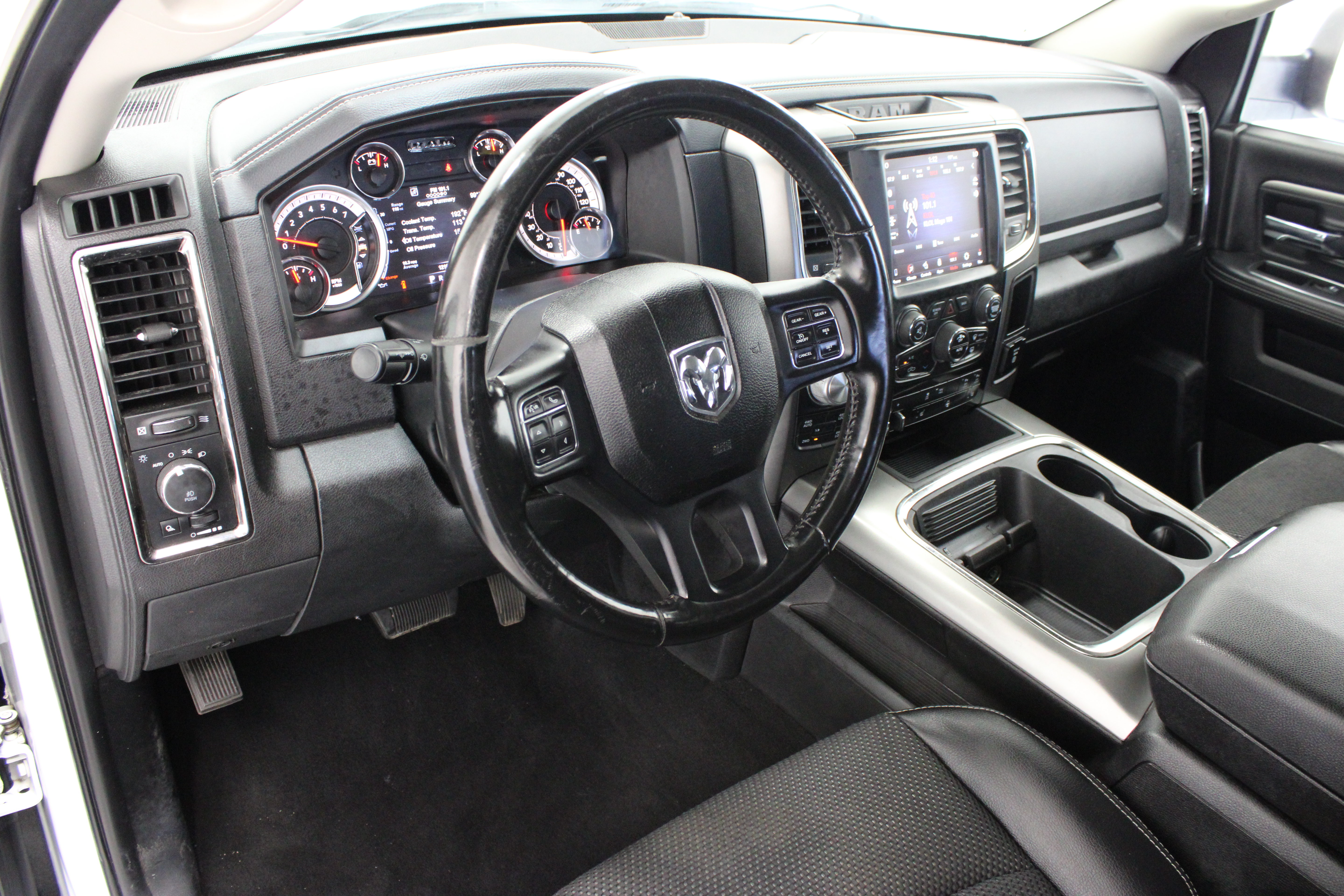 Used 2018 RAM 1500 Sport AWD/4WD image 15