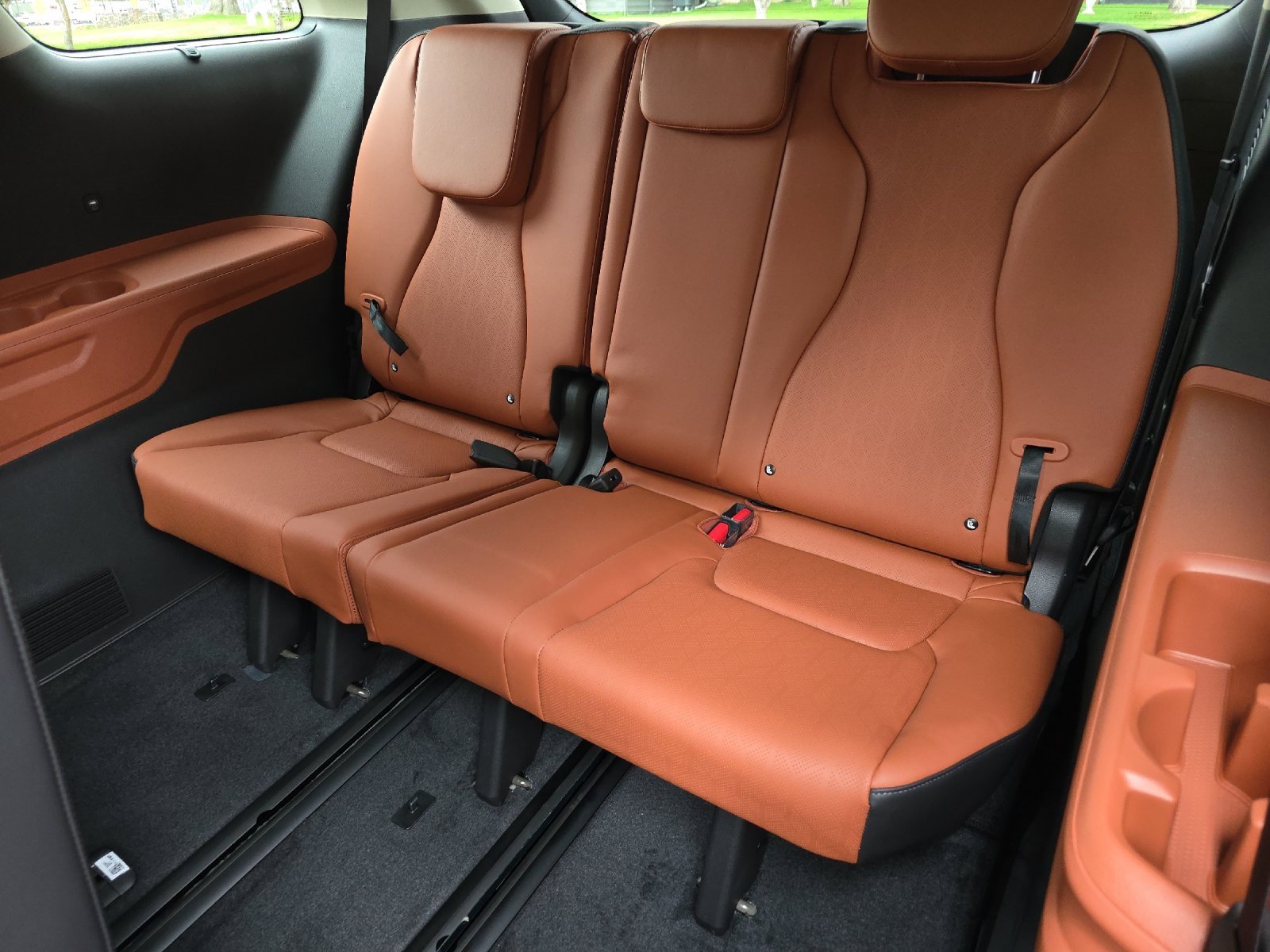 New 2026 Kia Carnival EX image 15