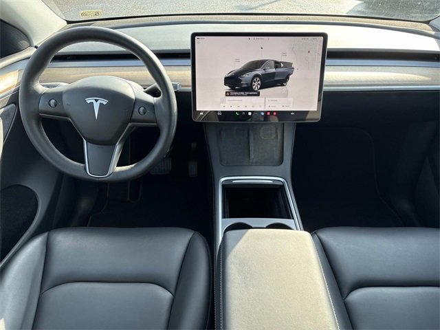 Used 2024 Tesla Model Y Long Range image 16