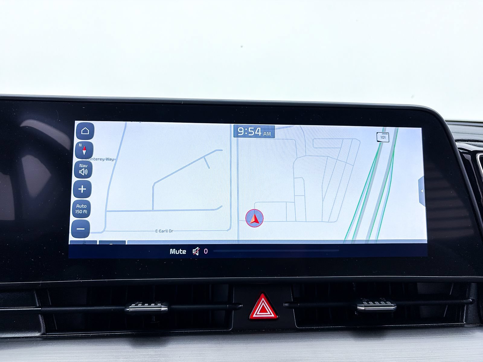 Used 2024 Kia Sportage EX FWD image 6