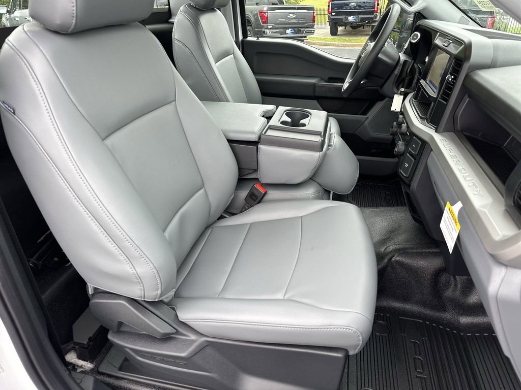 New 2025 Ford F250 XL image 15