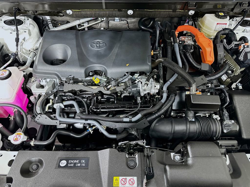 Used 2025 Toyota RAV4 LE image 35