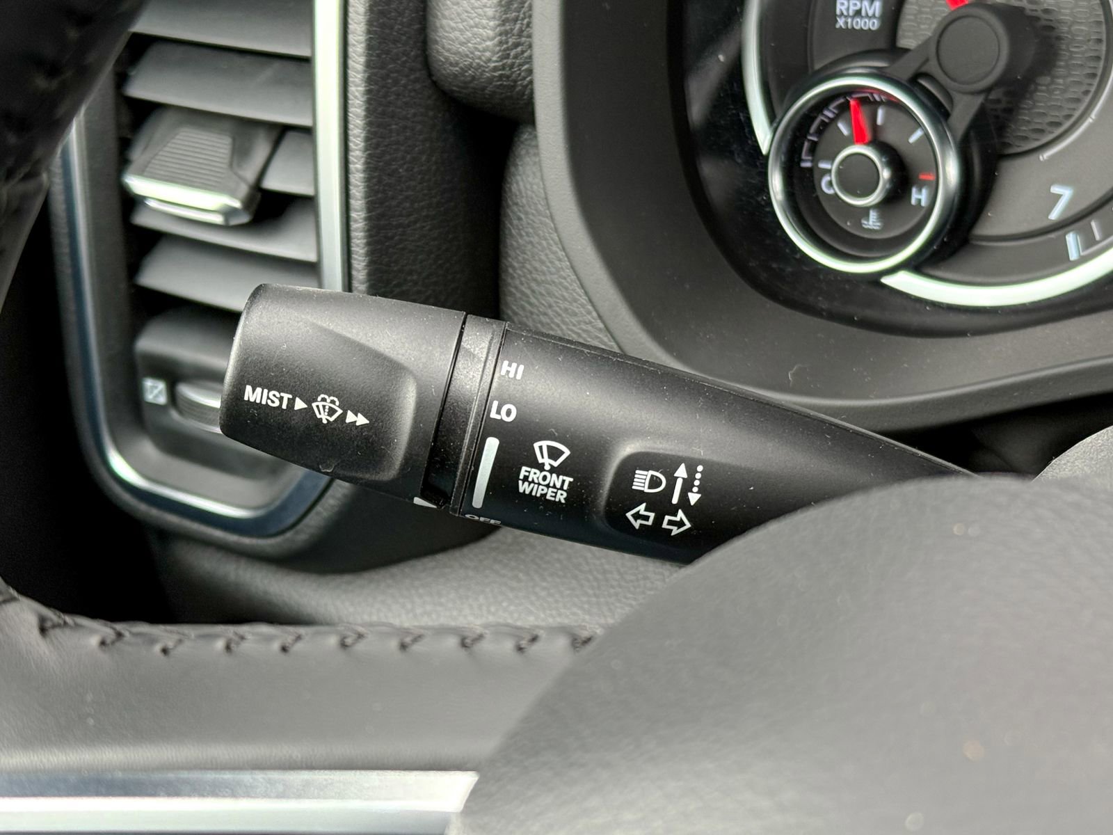 Used 2024 RAM 1500 Big Horn image 24