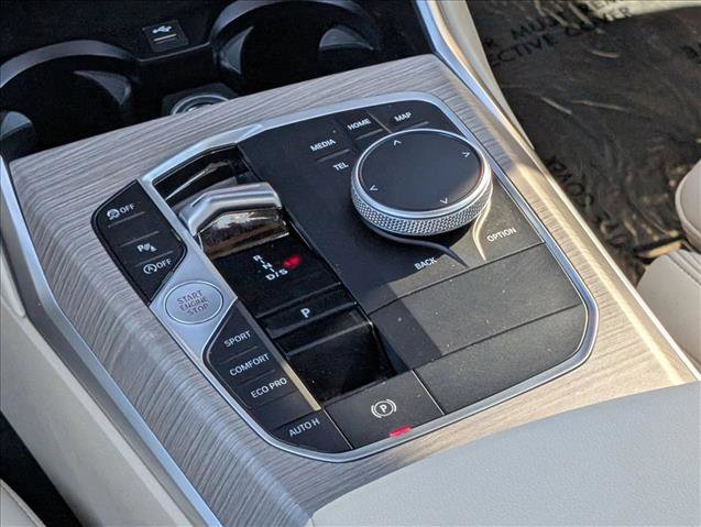 Certified 2025 BMW 330i Sedan w/ Convenience Package image 12