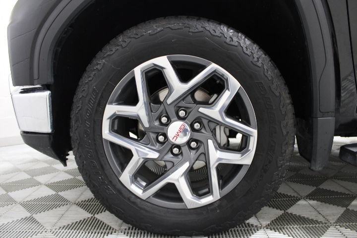 Used 2023 GMC Sierra 1500 SLT w/ SLT Premium Package AWD/4WD image 49