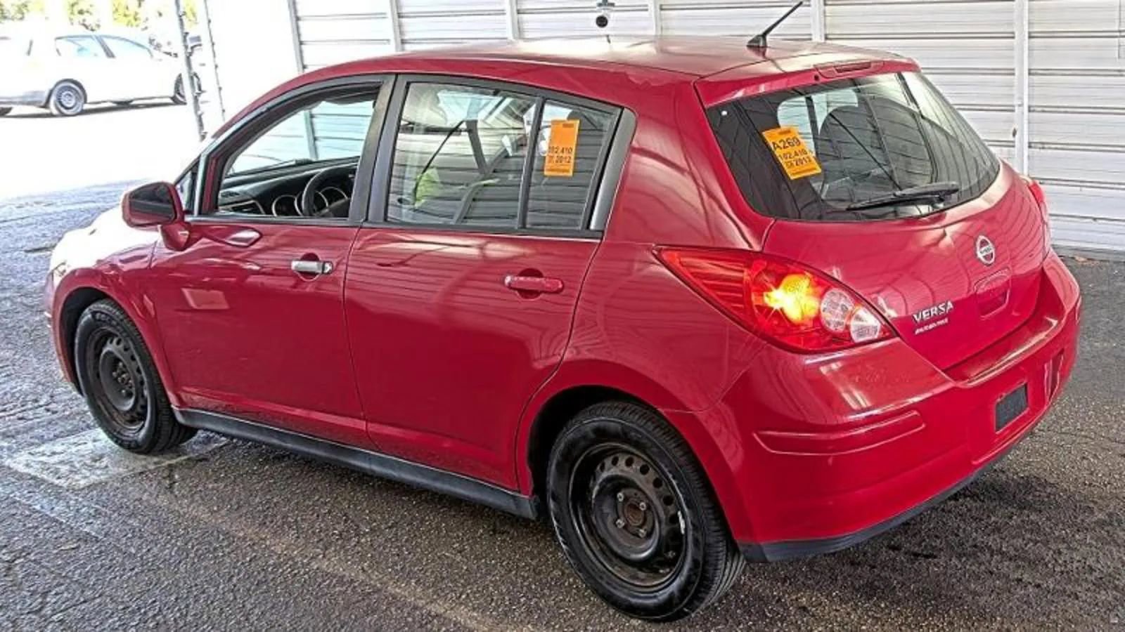 Used 2012 Nissan Versa 1.8 S image 2