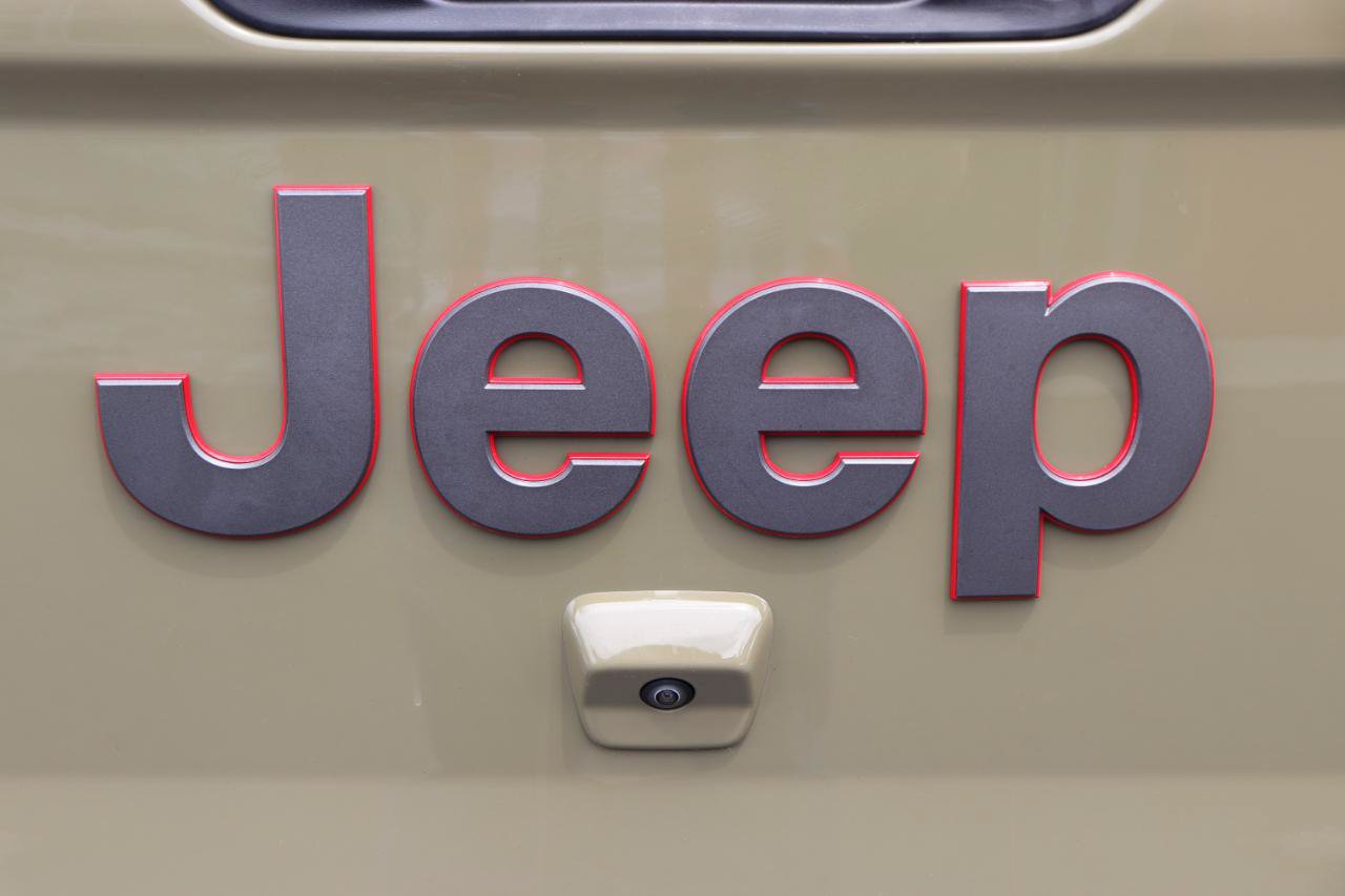 Used 2026 Jeep Gladiator Rubicon AWD/4WD image 59