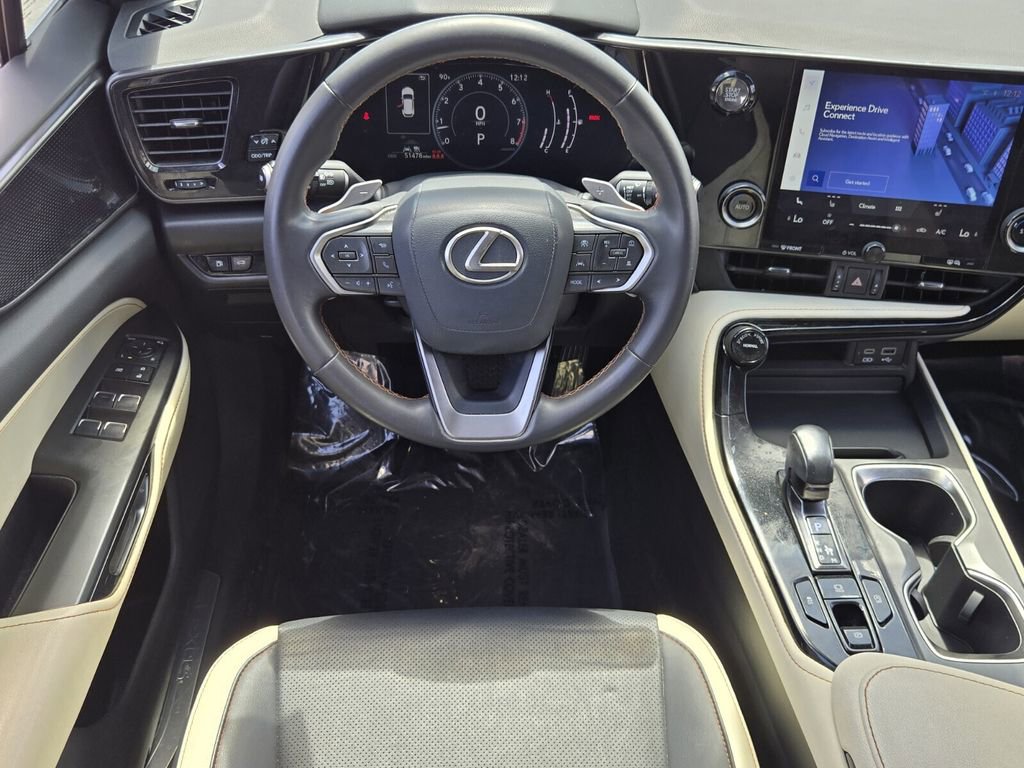 Used 2024 Lexus NX 250 FWD w/ Towing Package (2000 Lbs) image 12