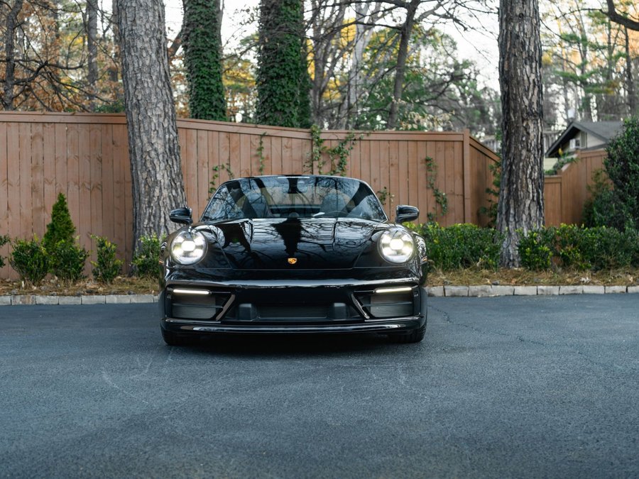 Used 2023 Porsche 911 50th Anniversary Edition image 4