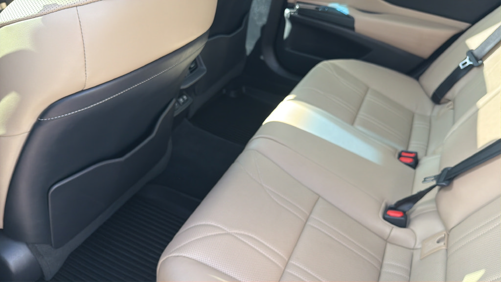 Used 2020 Lexus ES 350 Ultra Luxury w/ Accessory Package 2 FWD image 27
