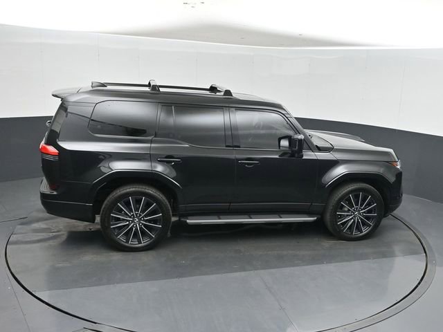 Used 2024 Lexus GX 550 w/ Accessory Package (Z1) image 30