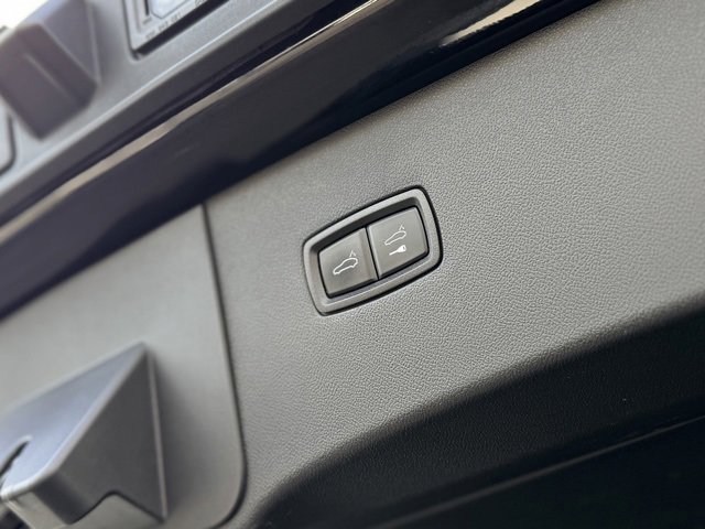 Certified 2022 Porsche Cayenne Coupe image 34