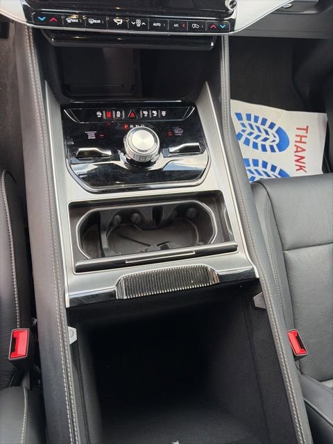 Used 2025 Jeep Wagoneer Series III w/ Premium Group I image 19