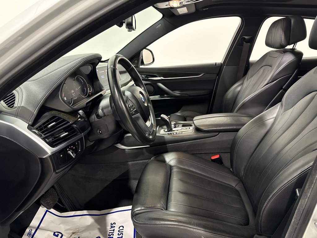 Used 2018 BMW X6 sDrive35i w/ Driving Assistance Package image 12