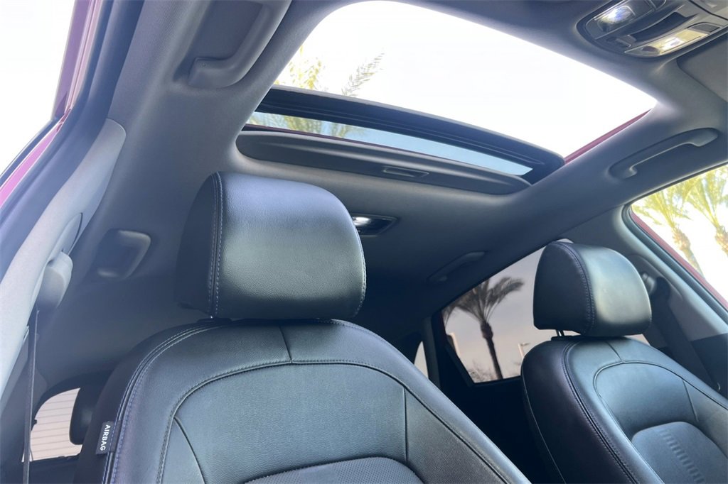 Used 2022 Hyundai Kona Limited image 19