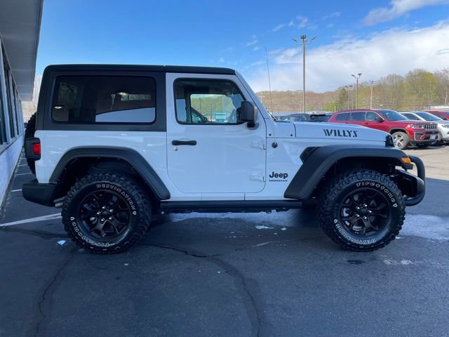 Used 2022 Jeep Wrangler Sport AWD/4WD image 5