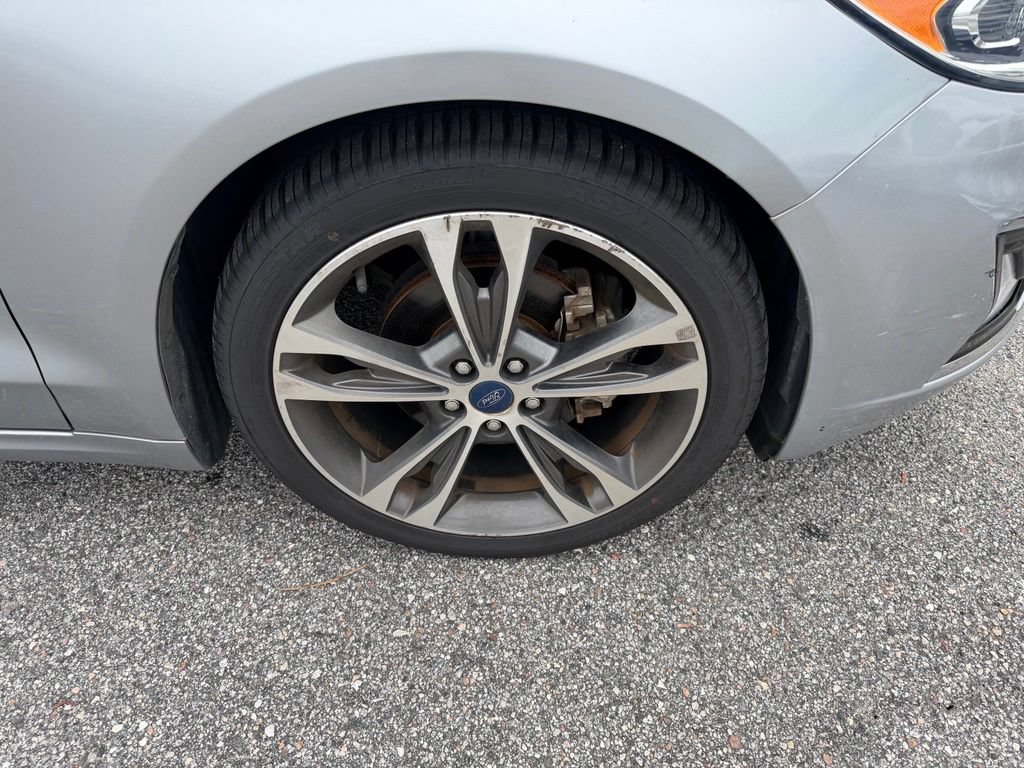 Used 2020 Ford Fusion Titanium AWD/4WD image 4
