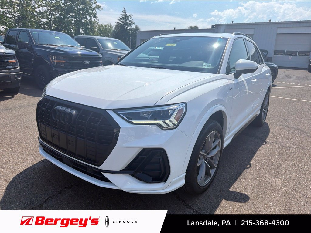 Used 2024 Audi Q3 2.0T Premium w/ Convenience Package