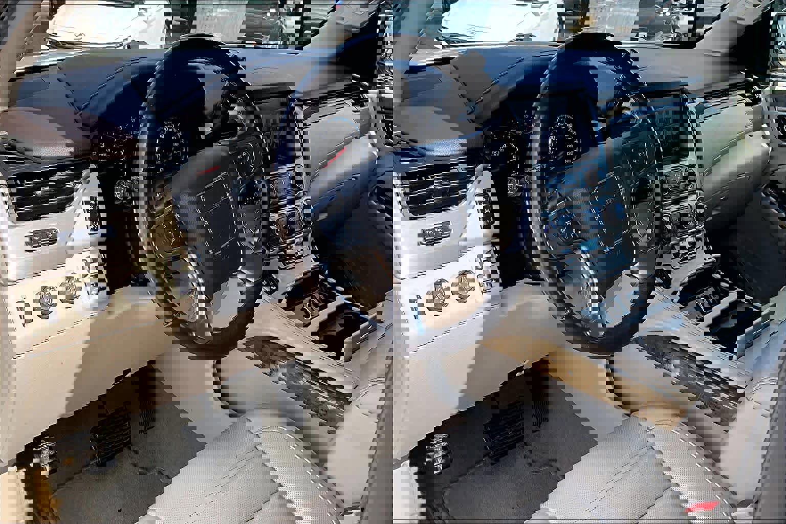 Used 2017 GMC Yukon XL Denali w/ Open Road Package image 18