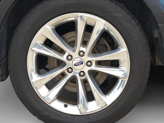 Used 2018 Ford Explorer Limited w/ Equipment Group 301A FWD image 14
