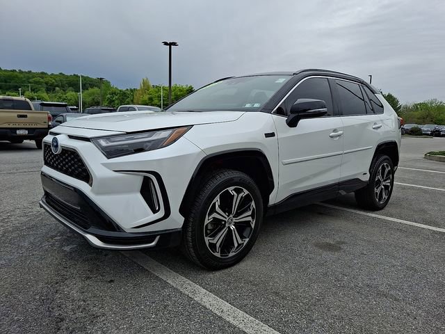 Used 2023 Toyota RAV4 XSE w/ Weather Package AWD/4WD image 3