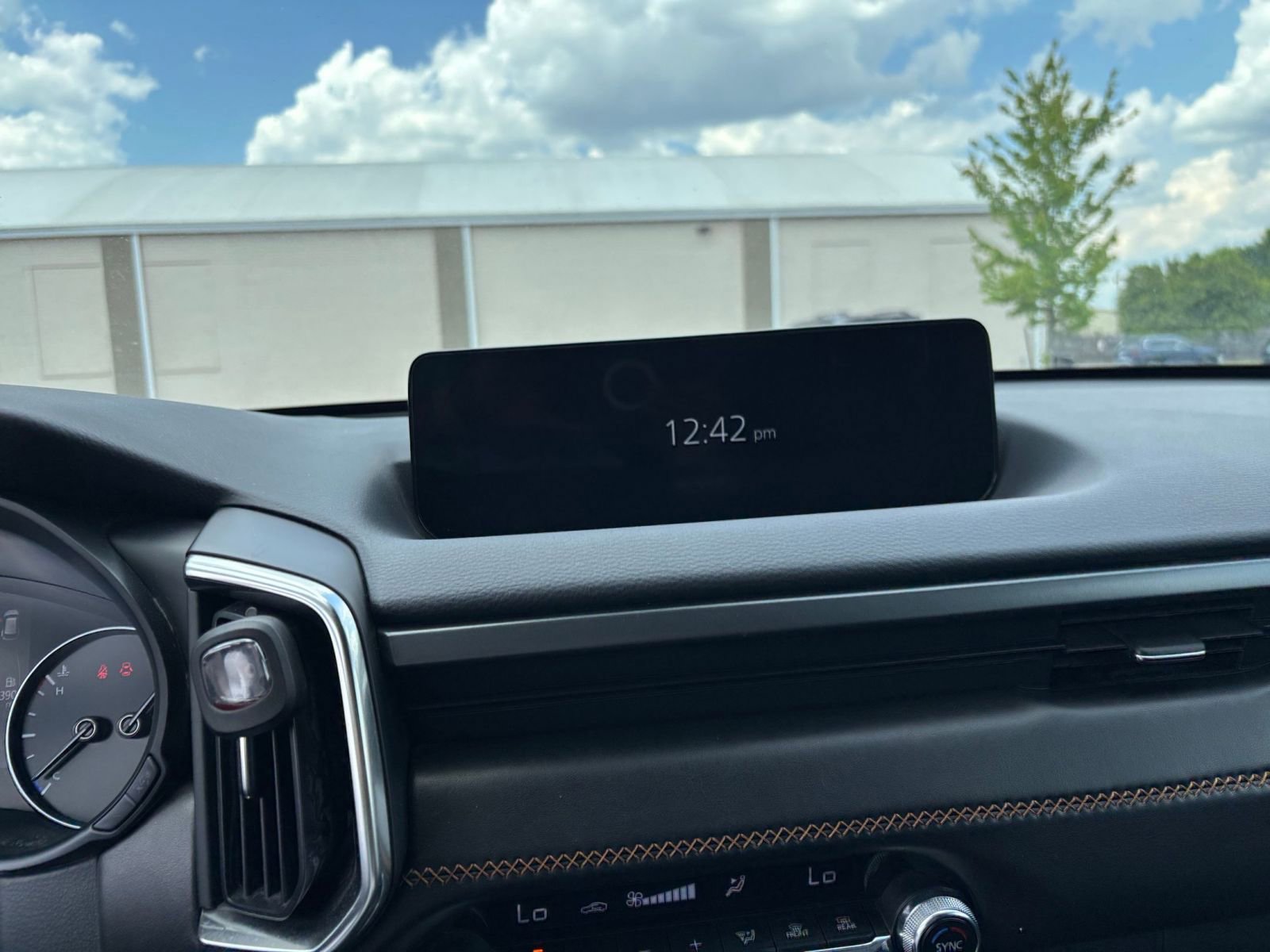 Used 2025 MAZDA CX-50 2.5 Hybrid w/ Premium Plus Pkg AWD/4WD image 17